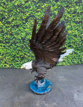Load image into Gallery viewer, Nardini Eagle Monumental