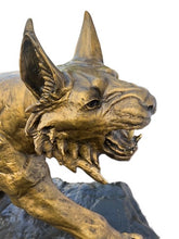 Load image into Gallery viewer, Bobcat on Rock Monumental