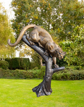 Load image into Gallery viewer, Cougar on Tree Monumental