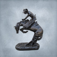 Load image into Gallery viewer, Monumental Rattlesnake